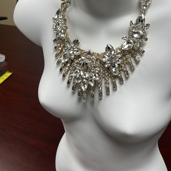 NWT Guess by Marciano Necklace - Picture 10 of 10